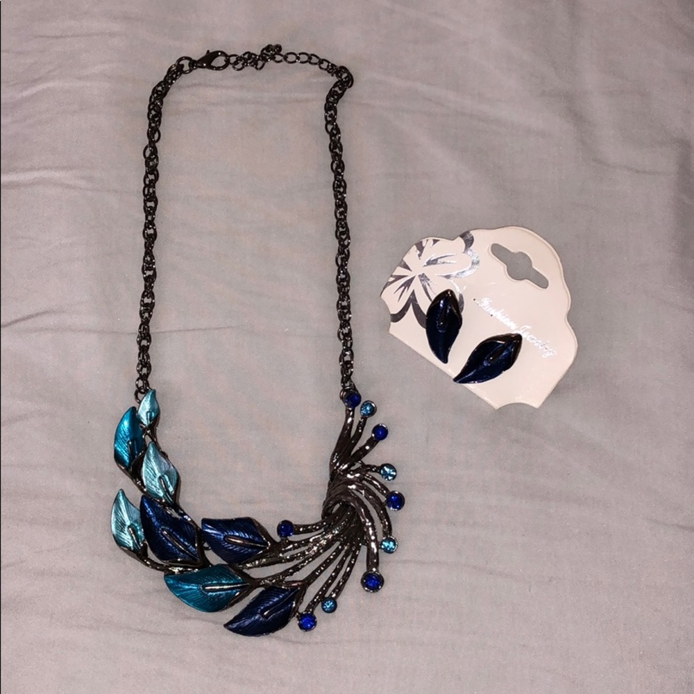 Fashion Jewelry Necklace & Earrings Set